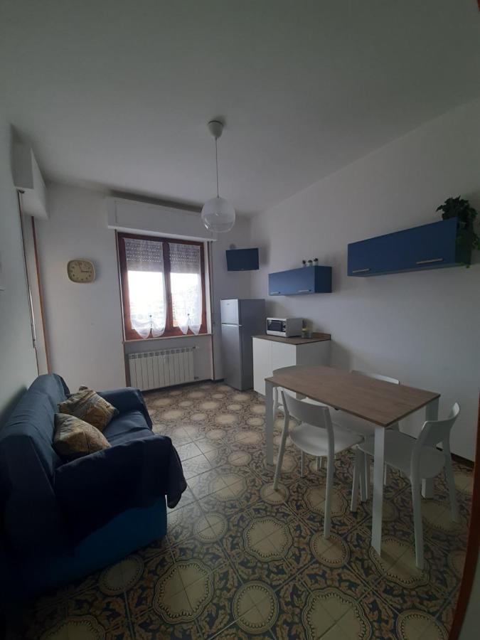 Nel Blu Apartman Marina dʼMarina dʼAndora Kültér fotó