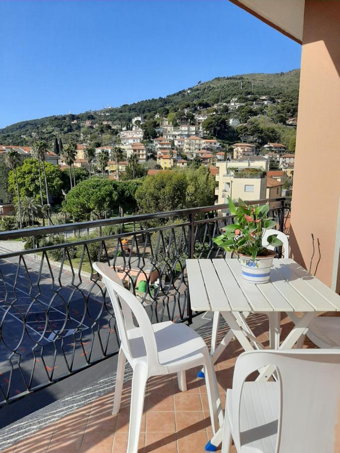 Nel Blu Apartman Marina dʼMarina dʼAndora Kültér fotó