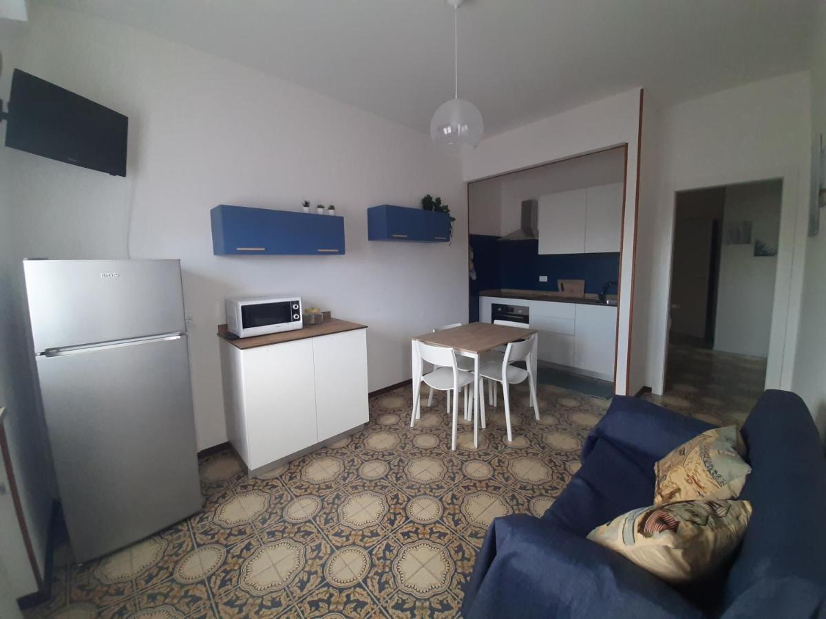 Nel Blu Apartman Marina dʼMarina dʼAndora Kültér fotó