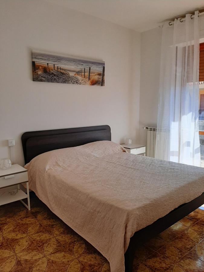 Nel Blu Apartman Marina dʼMarina dʼAndora Kültér fotó